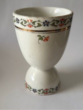 Maddock England Double Egg Cup Flowers 4 1/4”